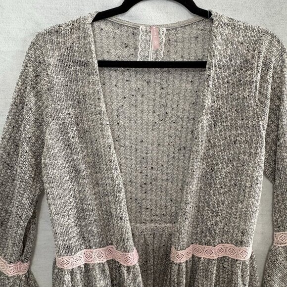 MAUVE Women Open Front Sweater Size M Gray Pink Lace Bell Sleeves Casual 21-6 - Picture 3 of 12